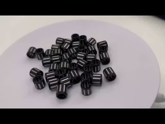 Naaldrollagers en kooien